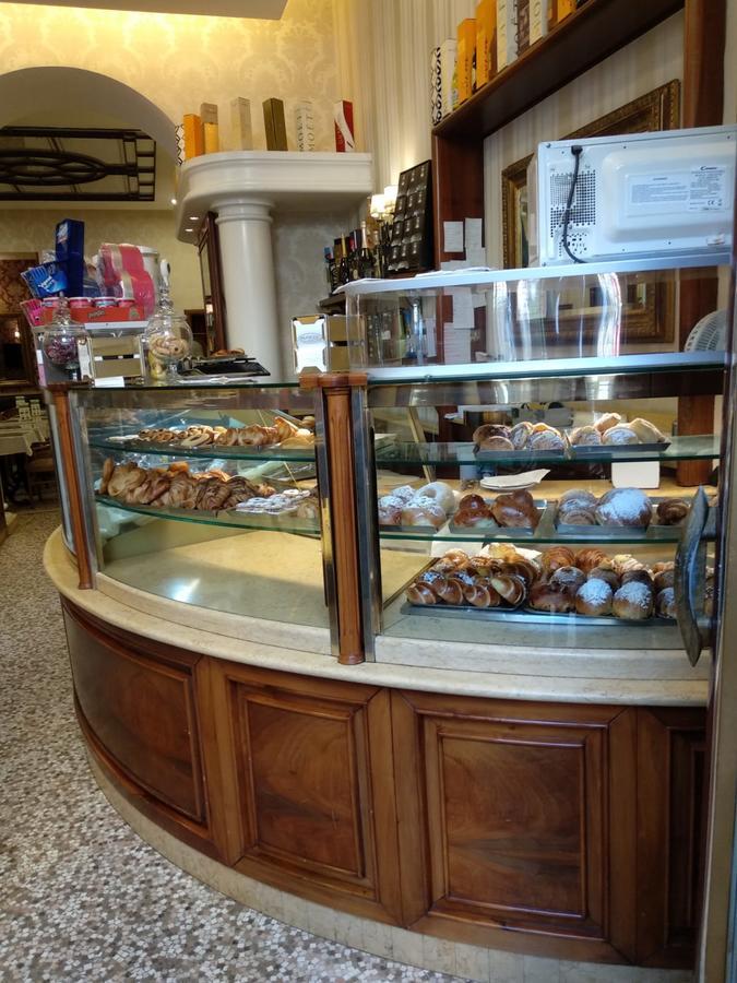Suite Napoletana Napels Buitenkant foto